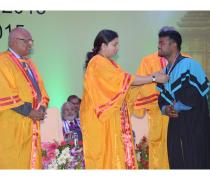 Chief Guest Presenting the Director's Gold Medal to Mr. Pratik Nayak